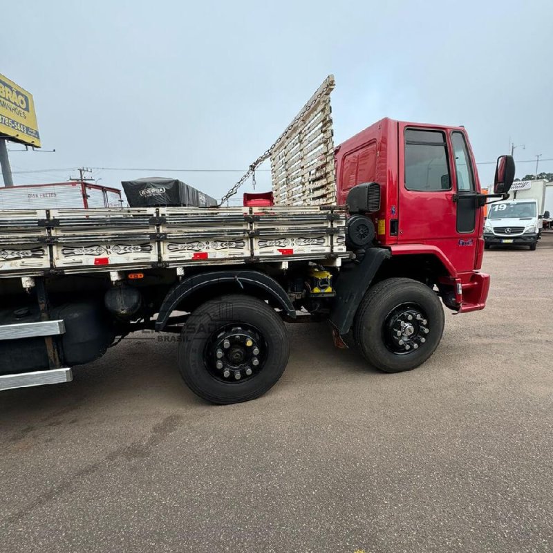 Caminhão FORD CARGO 2428 6X2 BITRUCK CARROCERIA Ano 2010