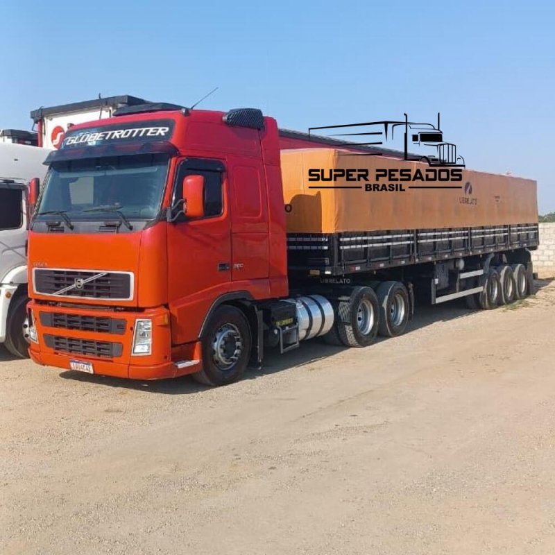 Caminhão VOLVO FH 12.380 Ano 2005