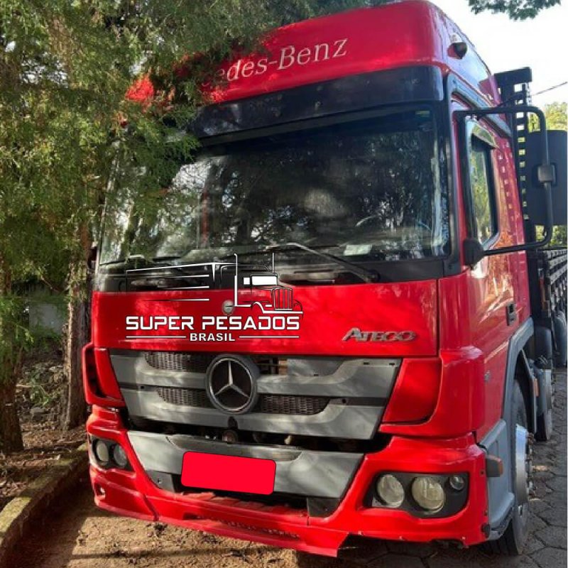 Caminhão MERCEDES BENZ ATEGO 3030 Carroceria Ano 2018