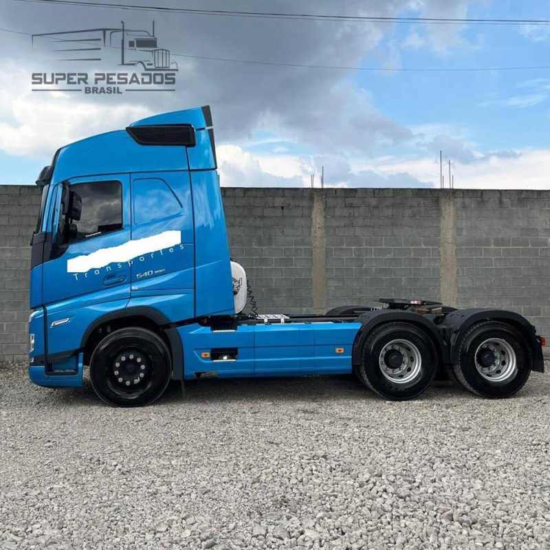 Conjunto VOLVO FH 540 6x4 2024 + RODOTREM TANQUE 2025