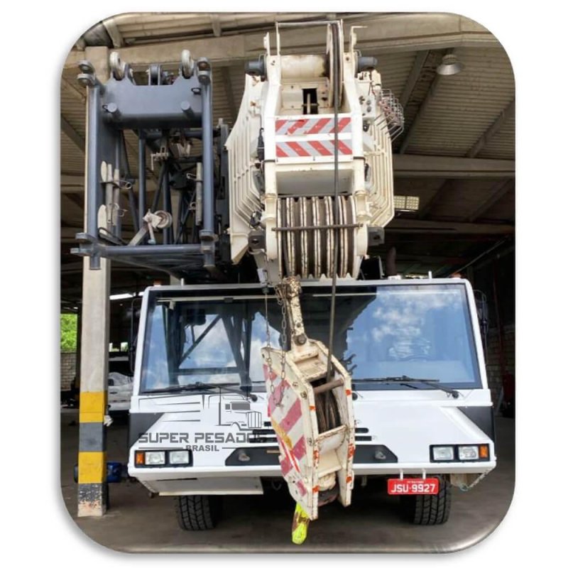 Guindaste Rodoviário TEREX AC 200T Ano 2007 