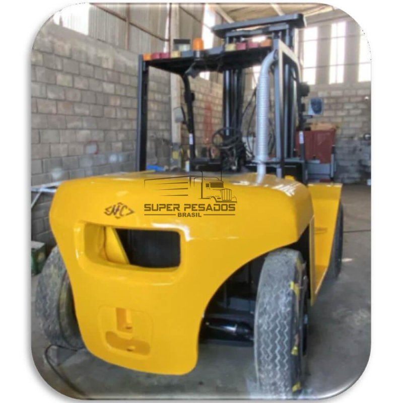Empilhadeira 8 Ton e 3 mts de elevação Ano 2016