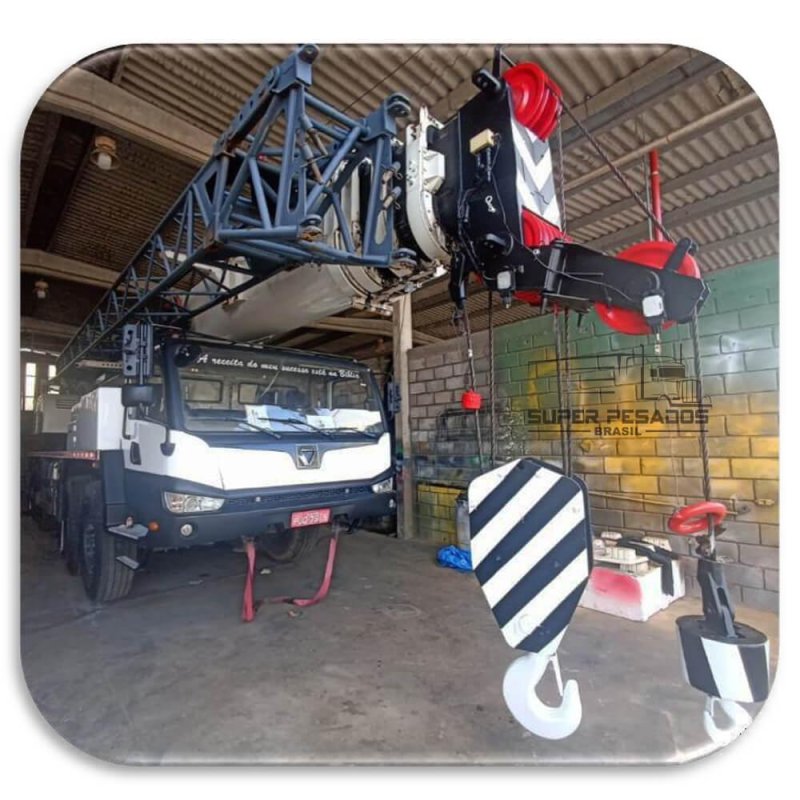 Guindaste Rodoviário XCMG BR750 PJQ2535 Ano 2015
