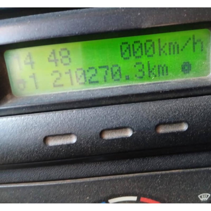 CAMINHÃO MERCEDES BENZ ACCELO 915C CARGA SECA ANO 2012