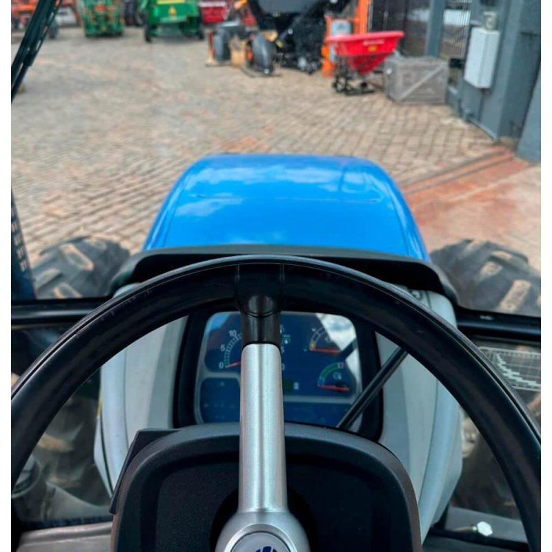 TRATOR AGRÍCOLA NEW HOLLAND TL75 ANO 2017