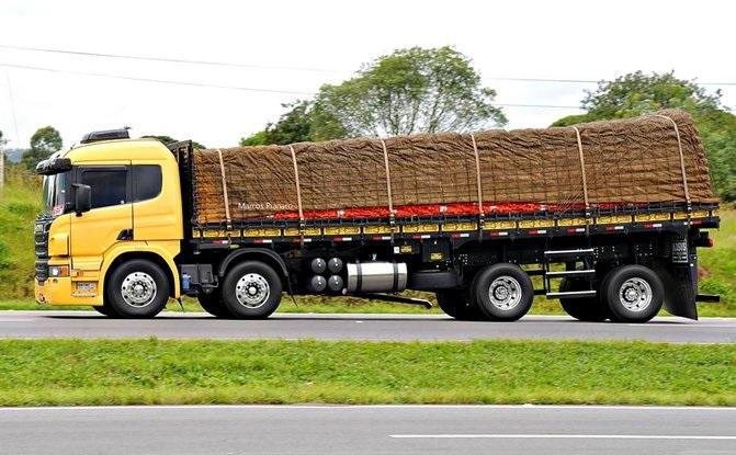 Conheça dos benefícios de balancear o peso da carga nos caminhões