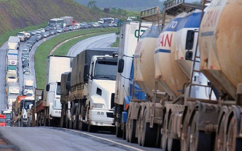 Transporte Sustentável: reduzindo as emissões de carbono dos caminhões de carga