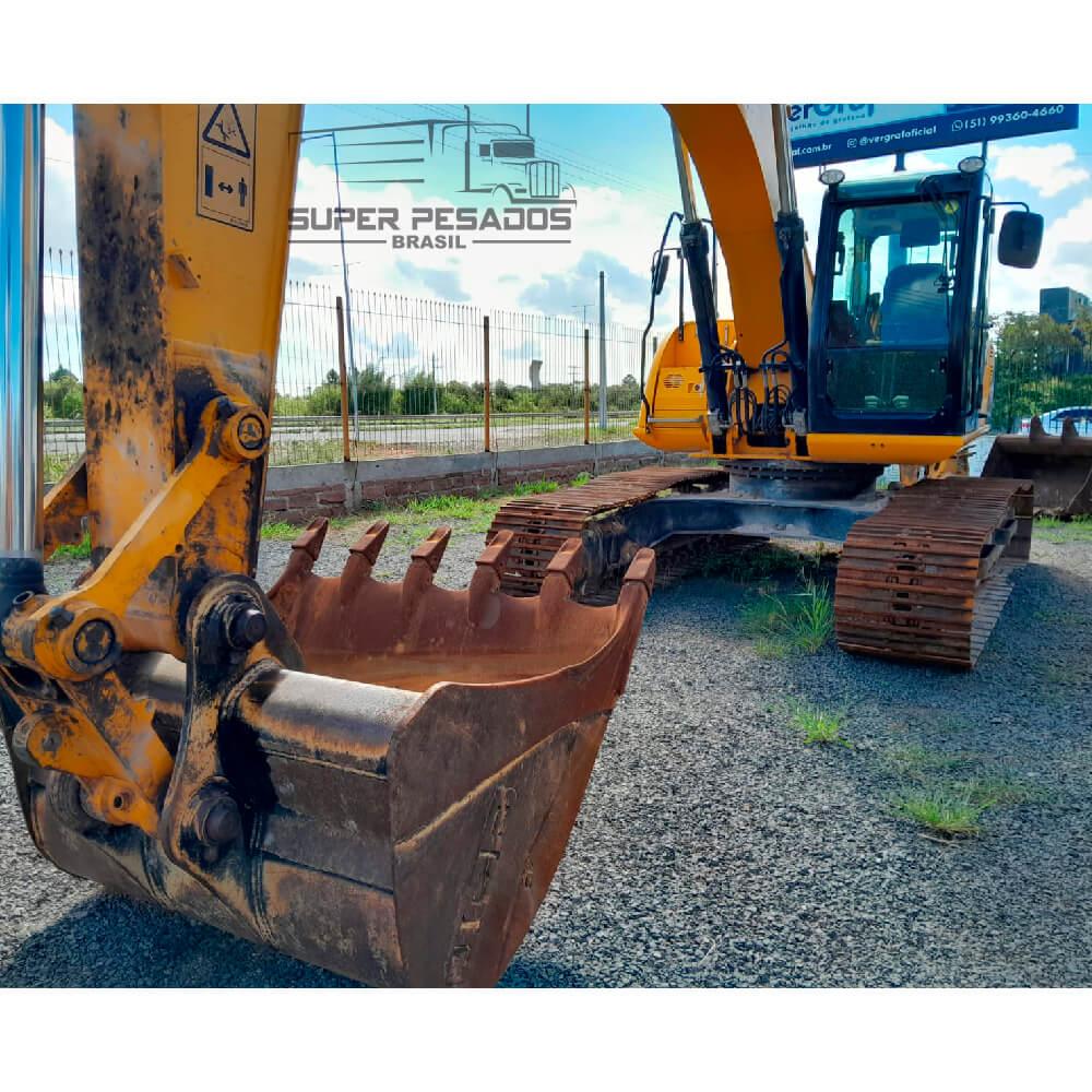 Escavadeira JCB JS220 LC Ano 2019