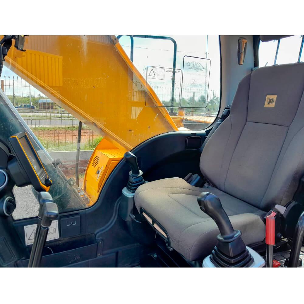 Escavadeira JCB JS220 LC Ano 2019