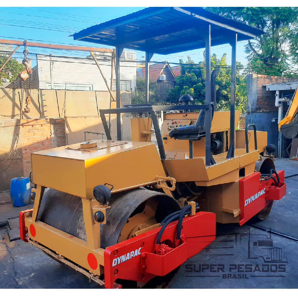 Rolo Compactador DYNAPAC CC21 Ano 1991