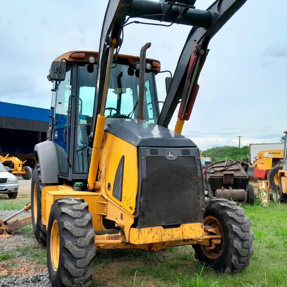 Retroescavadeira JOHN DEERE 310K 4X4 Ano 2014