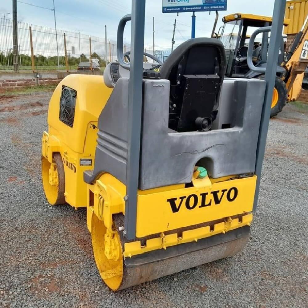 ROLO COMPACTADOR VOLVO DD16 Ano 2012