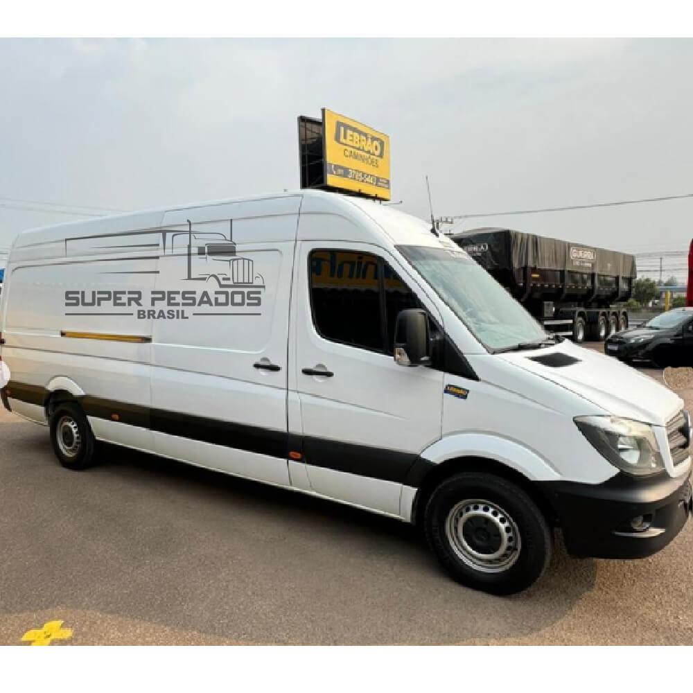 Furgão MERCEDES BENZ SPRINTER 415 LONGA Ano 2018 