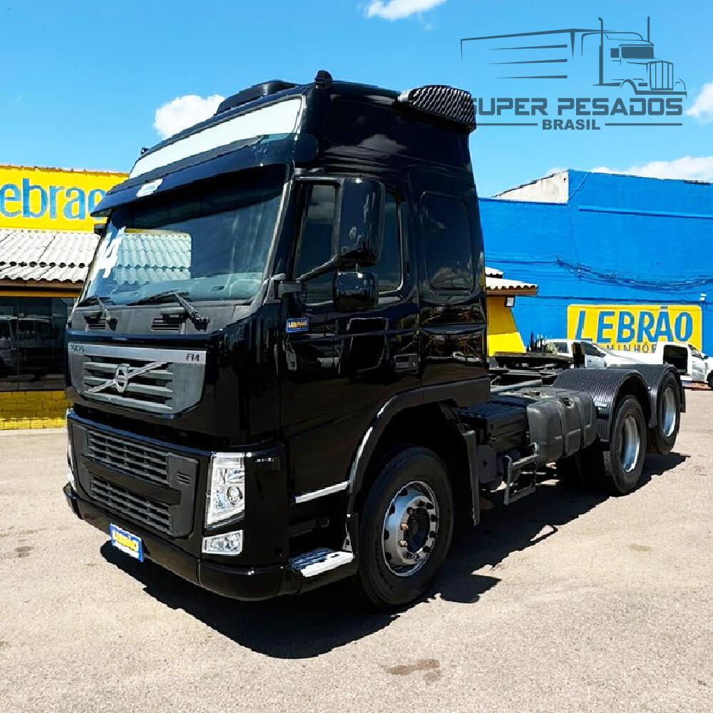 Caminhão VOLVO FM 370 6x2 CHASSI Ano 2014 